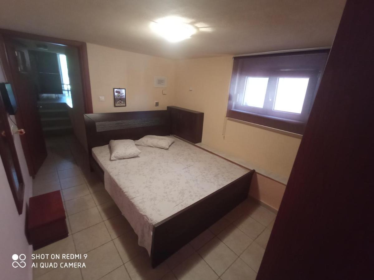 וולוס Maria Lux Apartments מראה חיצוני תמונה