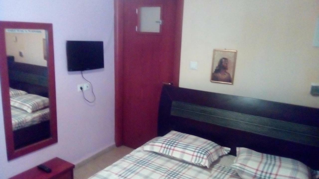 וולוס Maria Lux Apartments מראה חיצוני תמונה