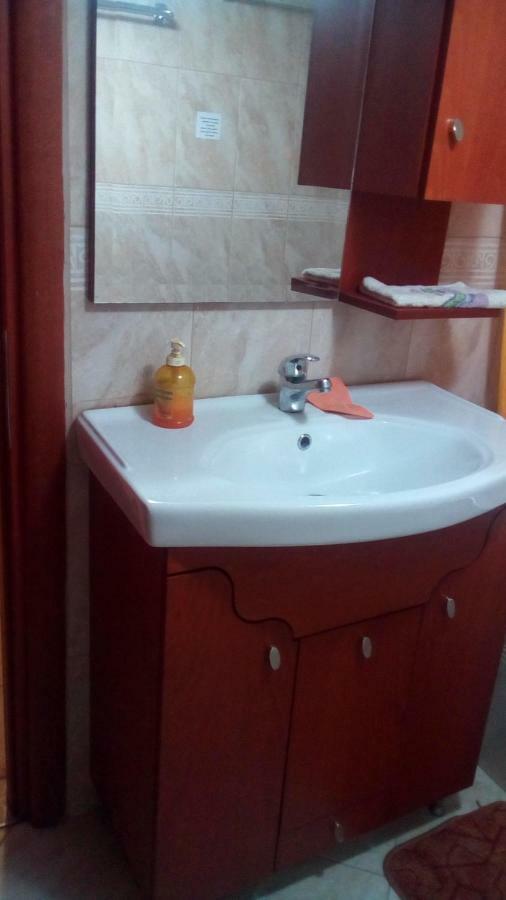 וולוס Maria Lux Apartments מראה חיצוני תמונה
