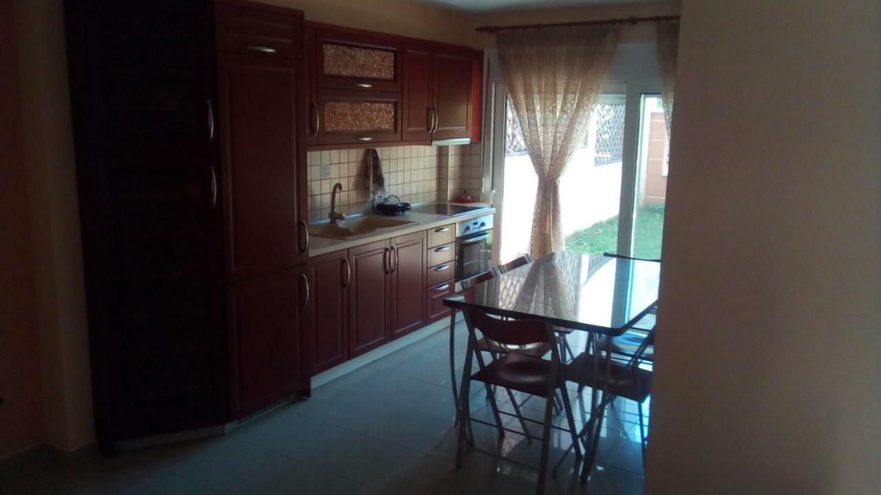וולוס Maria Lux Apartments מראה חיצוני תמונה